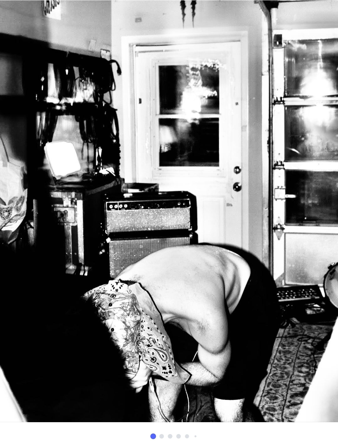 . Junkyard Mag #2: Crisis Hotline (+ Flabbo, Fencing, AC World and Motherhood)